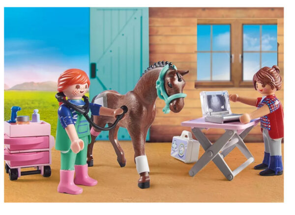 Playmobil Country Κτηνιατρείο Αλόγων 71241 - Image 4