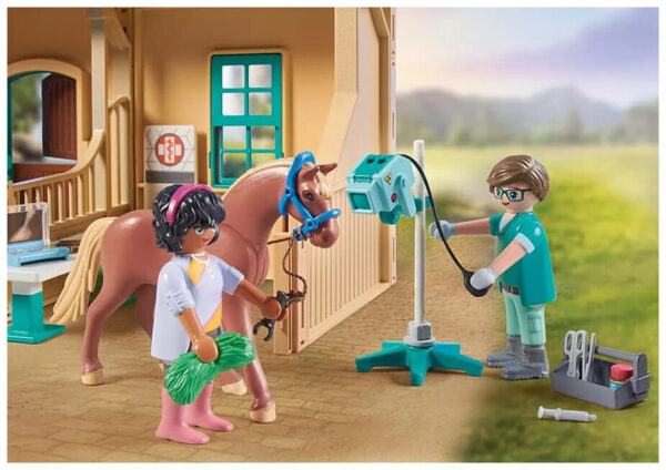 Playmobil Horses Of Waterfall Κτηνιατρική Κλινική Αλόγων 71352 - Image 3
