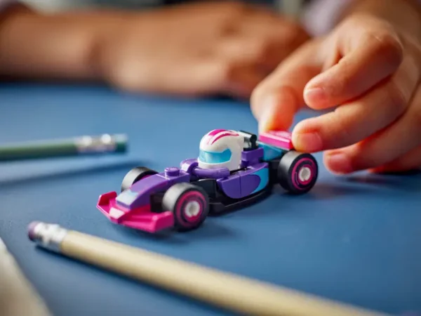 F1® Collectible Race Cars 71049 - Image 4