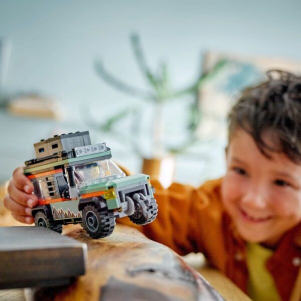 60447 LEGO® Off-Road 4X4 Mountain Truck - Image 6